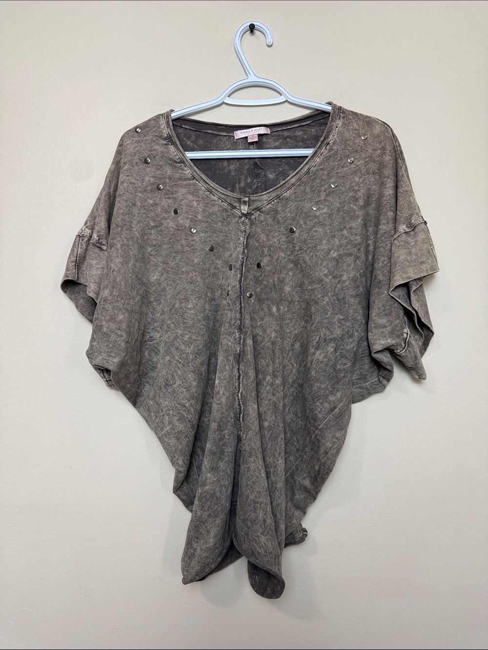 Romeo & Juliet Couture Washed Gray V-Neck Studded Tunic